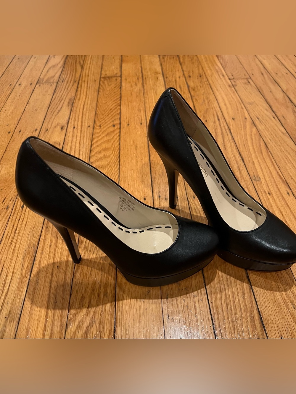 Sleek Black Platform Stiletto Pumps for Women